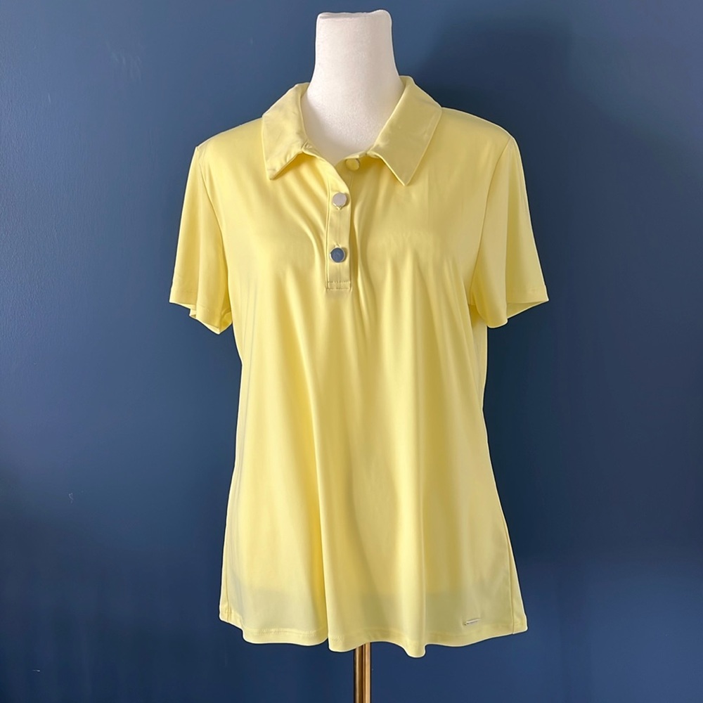 Calvin Klein Women’s Golf Polo, sunny lemon color, super soft, gold tone buttons